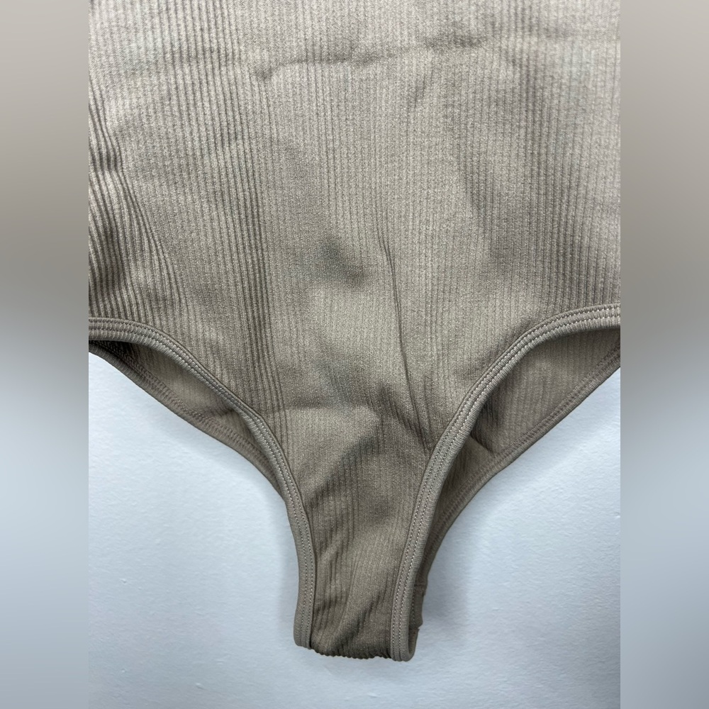 Aura Ribbed Racerback Bodysuit - Picture 4 of 7